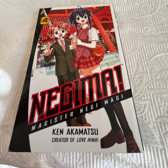 Negima, Volume 4 Manga Graphic Novel, by Ken Akamatsu - Picture 1 of 2